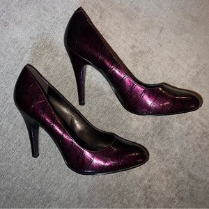 Jessica Simpson purple pumps, size 39